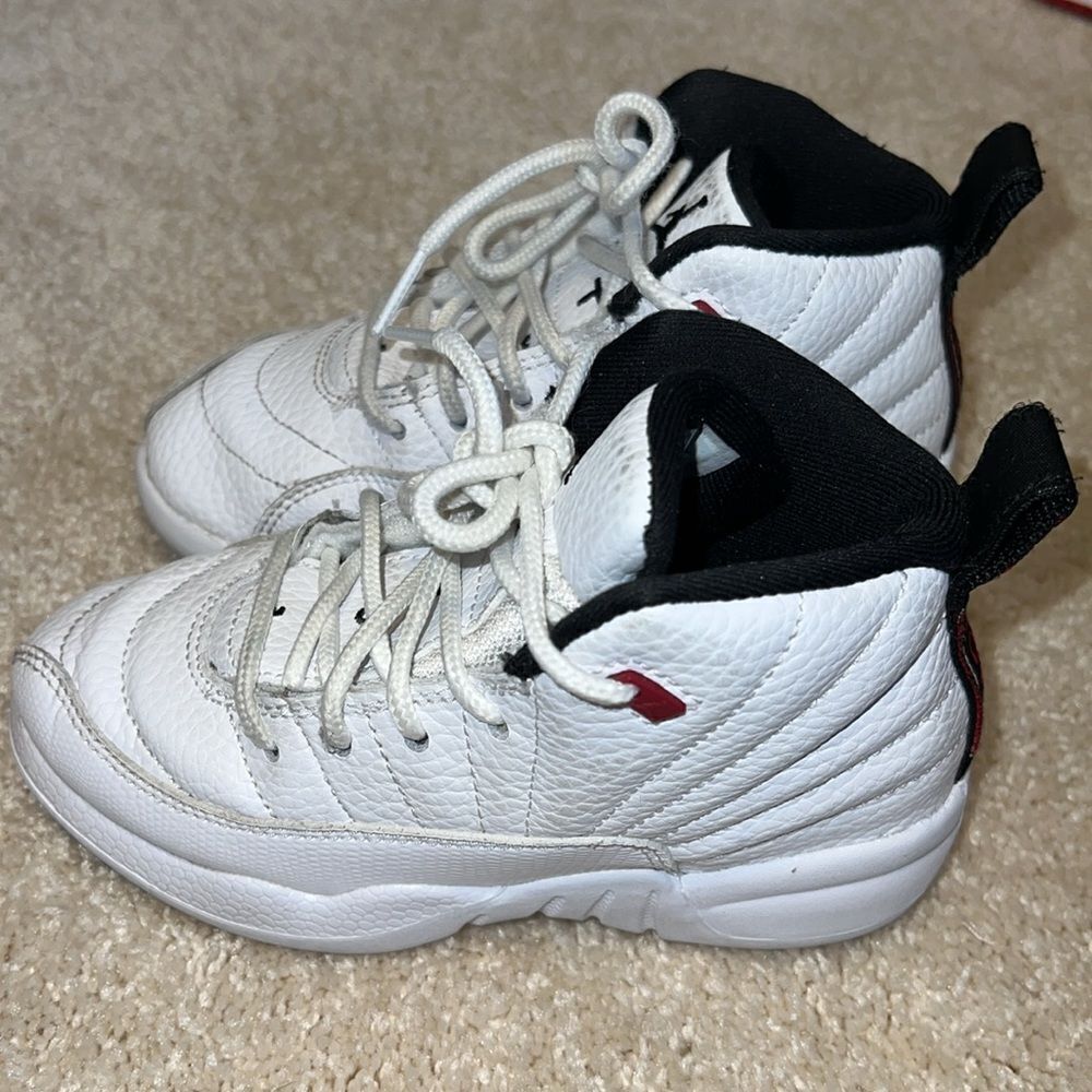 JORDAN 12 RETRO TWIST 10.5